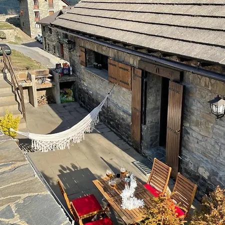 Casa Lobo - Fanlo 아파트 Vio