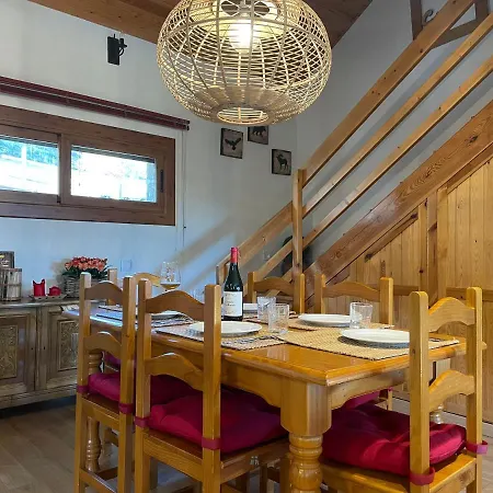 Casa Lobo - Fanlo